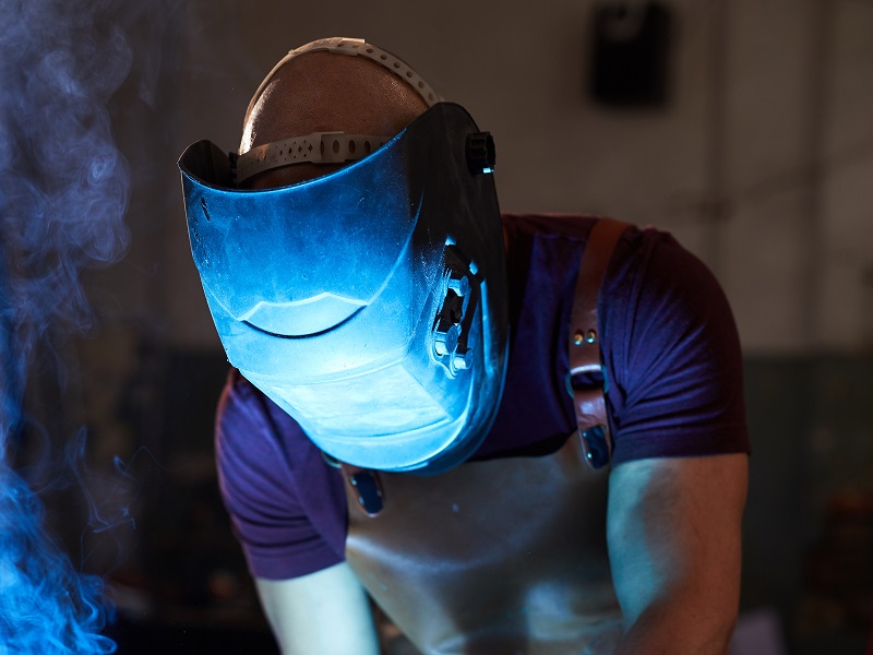 best welding helmet buying guide